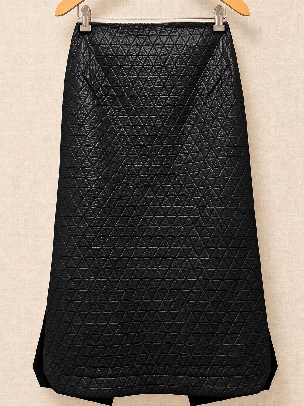 Roland Mouret Black Geometric Quilted Pencil Midi Skirt Gold Zip Luxury